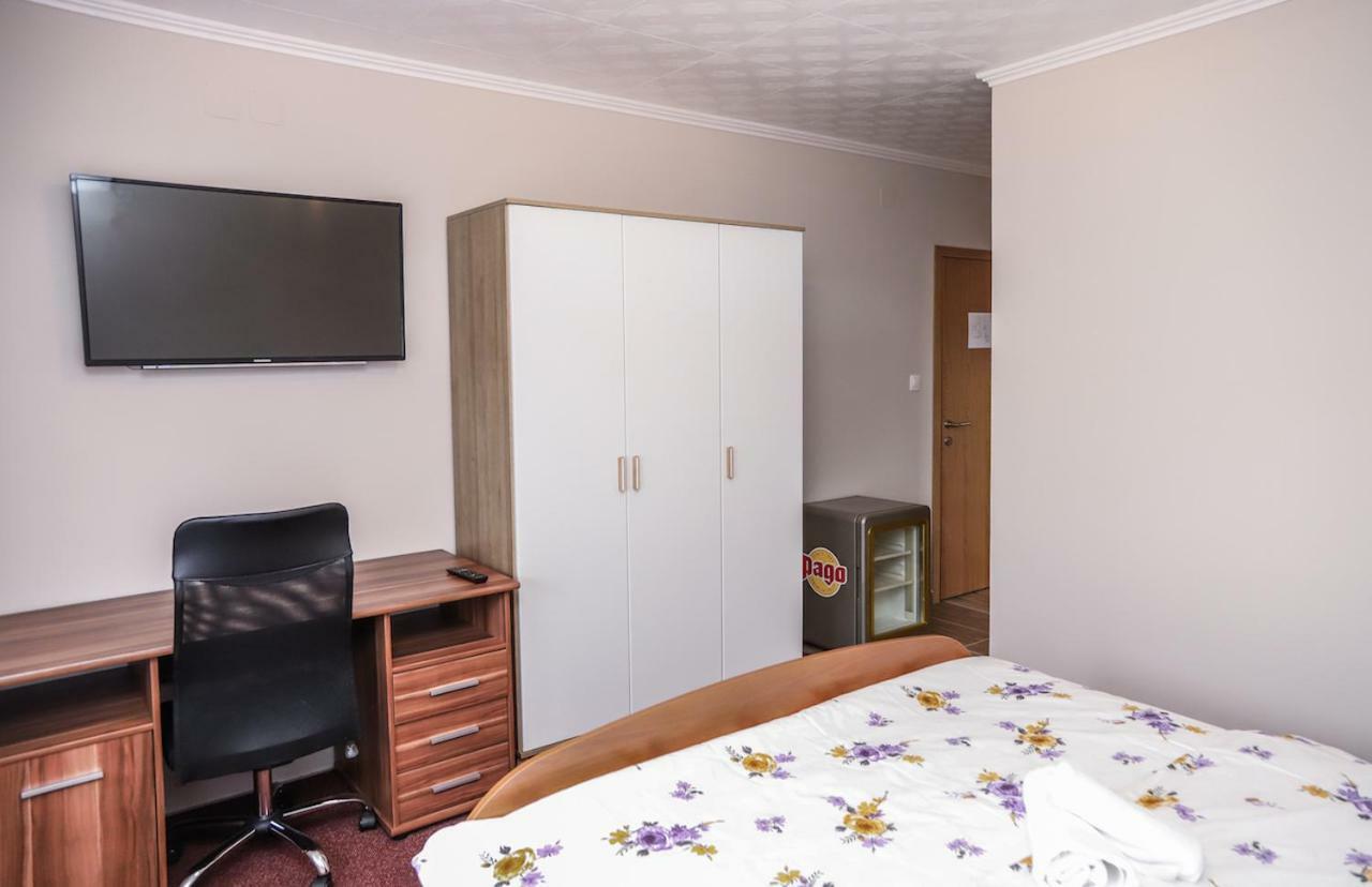 Hotel Zrinski Koprivnica Ngoại thất bức ảnh