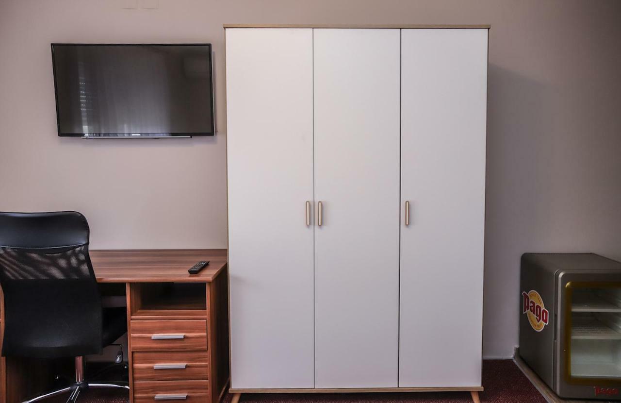 Hotel Zrinski Koprivnica Ngoại thất bức ảnh